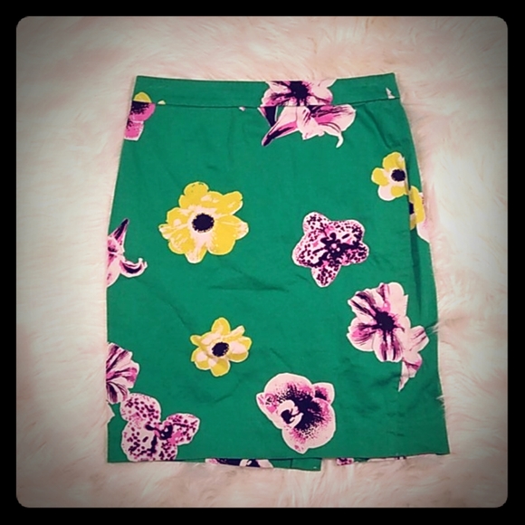 J. Crew Dresses & Skirts - J. Crew pencil skirt size 0 floral print